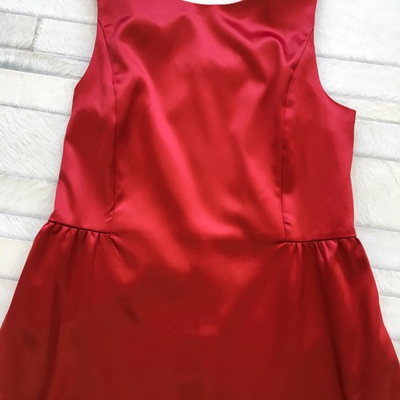 Gap structured red satin, holiday fit and flare, party dress Size 12 - Picture 6 of 15